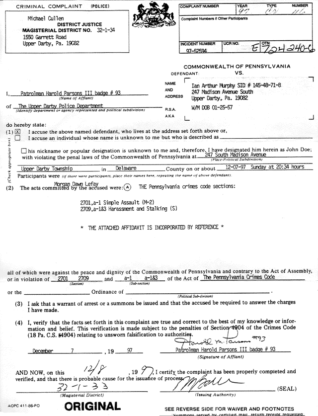 Blondie gets his ass whipped by a girl